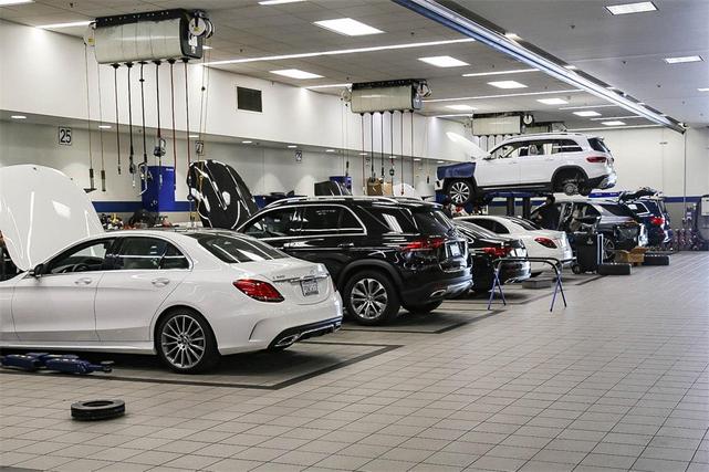 Photo of 2023 Polar White Mercedes-Benz GLA 250