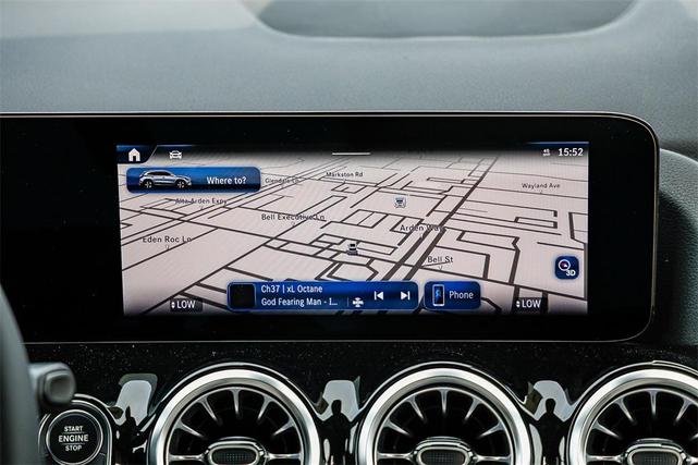 Photo of 2025 Polar White Mercedes-Benz GLA 250