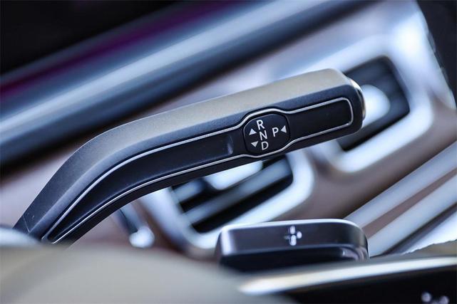 Photo of 2025 Manufaktur Sign Mercedes-Benz GLE 450