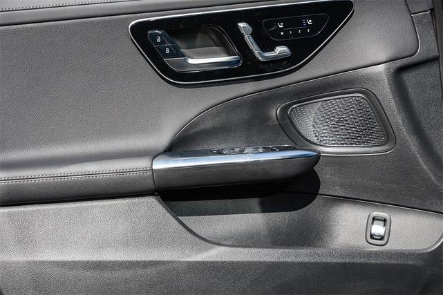 Photo of 2025 Black Mercedes-Benz C-Class