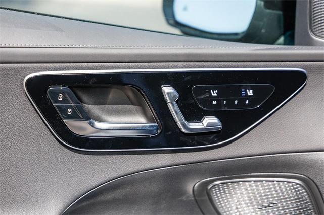 Photo of 2025 Black Mercedes-Benz C-Class