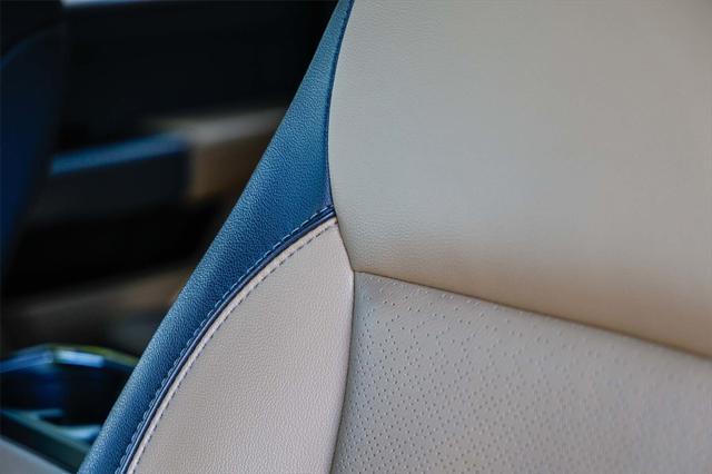 Photo of 2022 Antimatter Blue Metallic Ford F-150