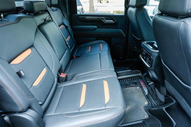 Photo of 2024 Onyx Black GMC Sierra 2500