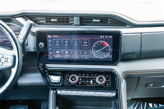 Photo of 2024 Onyx Black GMC Sierra 2500