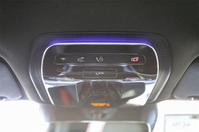 Photo of 2025 Silver Mercedes-Benz AMG GLC 43