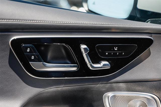 Photo of 2025 Alpine Mercedes-Benz GLC 350e