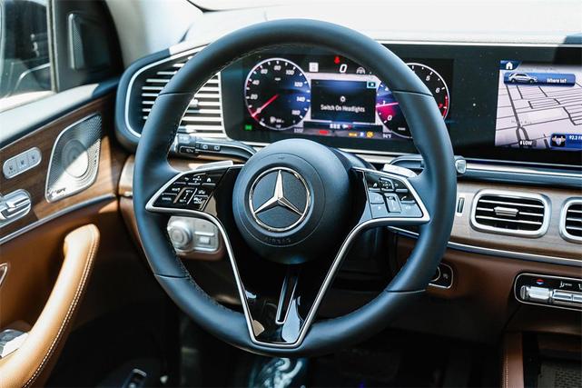 Photo of 2025 Blue Mercedes-Benz GLE 350
