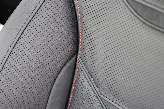 Photo of 2025 Obsidian Mercedes-Benz AMG GLC 43