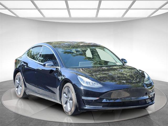 Photo of 2020 Solid Black Tesla Model 3