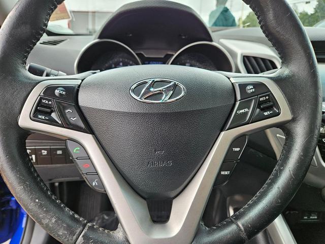Photo of 2013 Marathon Blue Hyundai Veloster