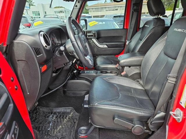 Photo of 2014 Flame Red Clearcoat Jeep Wrangler Unlimited