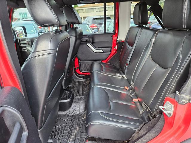 Photo of 2014 Flame Red Clearcoat Jeep Wrangler Unlimited