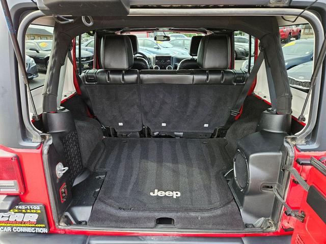 Photo of 2014 Flame Red Clearcoat Jeep Wrangler Unlimited
