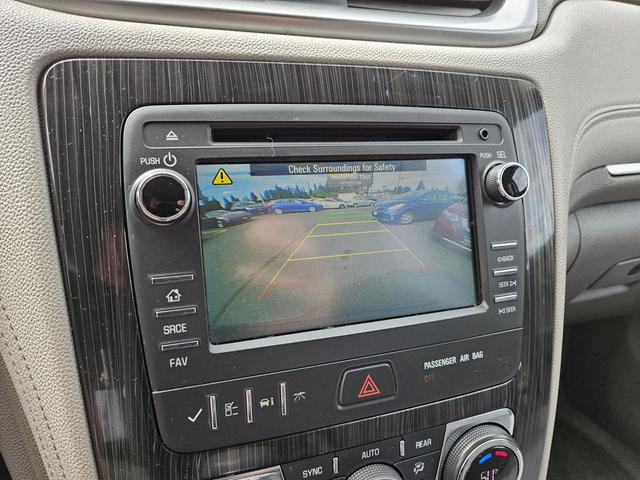 Photo of 2015 Tungsten Metallic Chevrolet Traverse