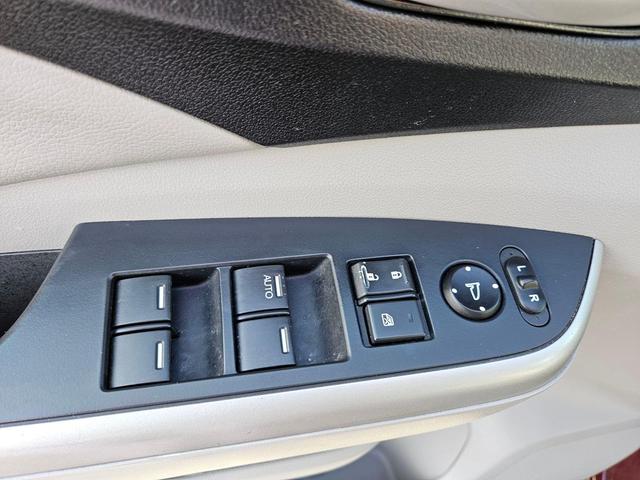 Photo of 2012 Basque Red Pearl II Honda CR-V
