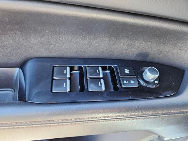 Photo of 2018 Snowflake White Pearl Mica Mazda CX-5