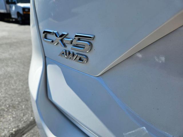 Photo of 2018 Snowflake White Pearl Mica Mazda CX-5