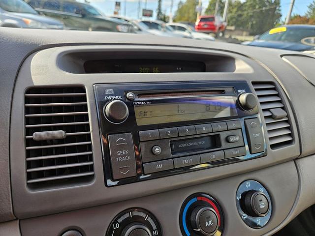 Photo of 2003 Lunar Mist Metallic Toyota Camry