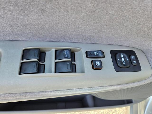 Photo of 2003 Lunar Mist Metallic Toyota Camry