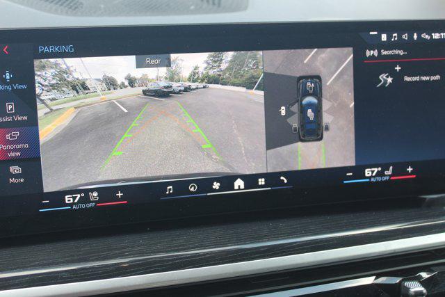 Photo of 2024 Black Sapphire Metallic BMW X7