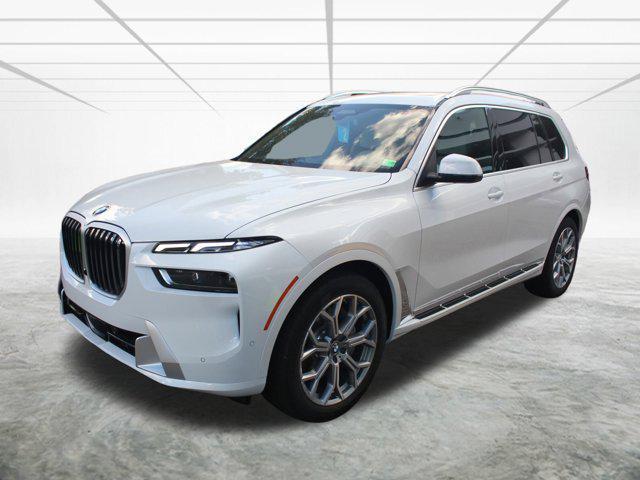 Photo of 2026 Mineral White Metallic BMW X7
