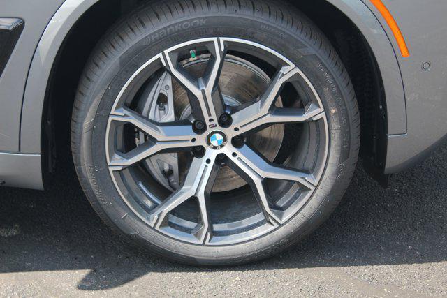 Photo of 2026 Skyscraper Grey Metallic BMW X5 PHEV