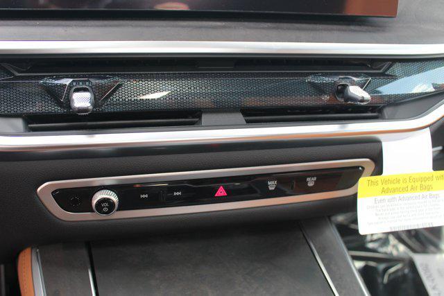 Photo of 2026 Black Sapphire Metallic BMW X5 PHEV