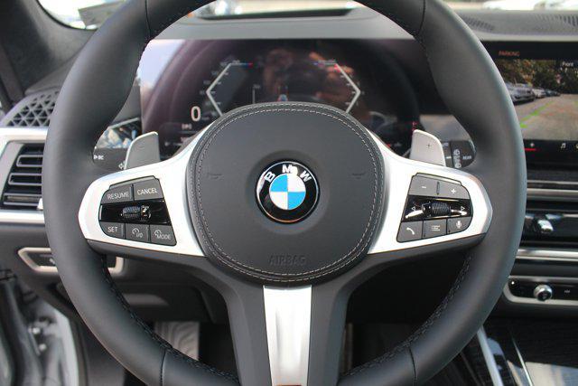 Photo of 2026 Brooklyn Grey Metallic BMW X7