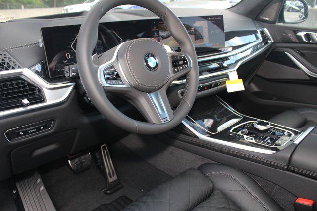 Photo of 2026 Brooklyn Grey Metallic BMW X7