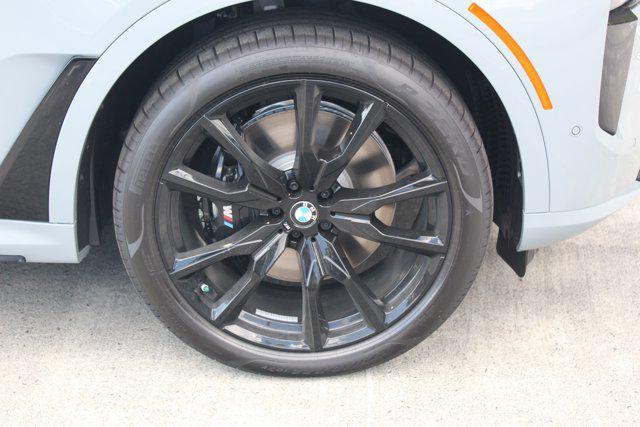 Photo of 2026 Brooklyn Grey Metallic BMW X7