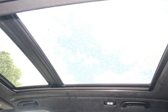 Photo of 2026 Brooklyn Grey Metallic BMW X7