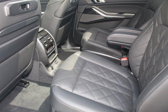 Photo of 2026 Brooklyn Grey Metallic BMW X7