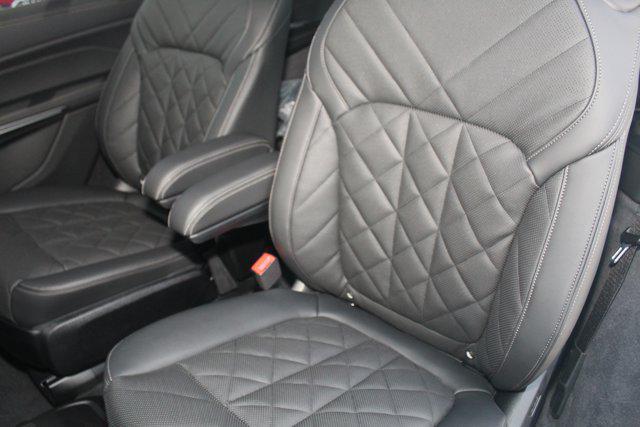 Photo of 2026 Brooklyn Grey Metallic BMW X7