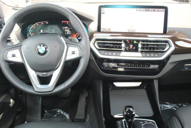 Photo of 2024 Alpine White BMW X3