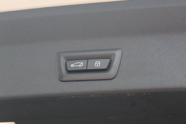 Photo of 2024 Alpine White BMW X3