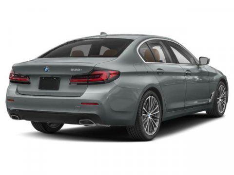 Photo of 2023 Skyscraper Gray Metallic BMW 530
