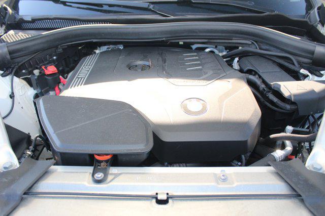 Photo of 2024 Alpine White BMW X3