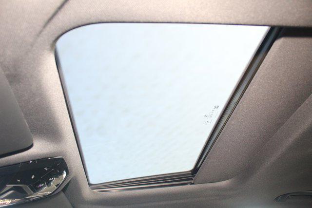 Photo of 2025 Oxide Grey Metallic BMW i5