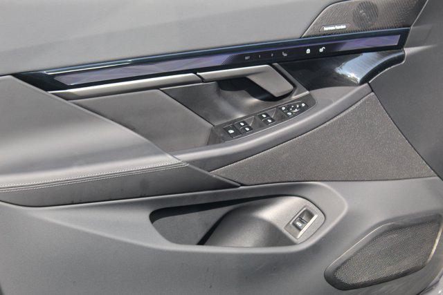 Photo of 2025 Oxide Grey Metallic BMW i5