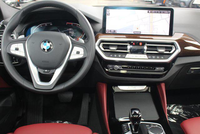 Photo of 2024 Dark Graphite Metallic BMW X4