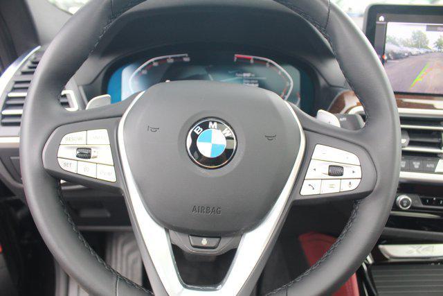 Photo of 2024 Dark Graphite Metallic BMW X4