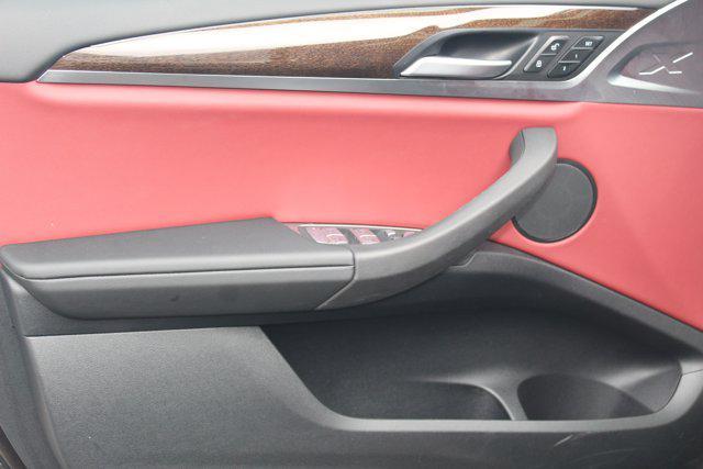 Photo of 2024 Dark Graphite Metallic BMW X4