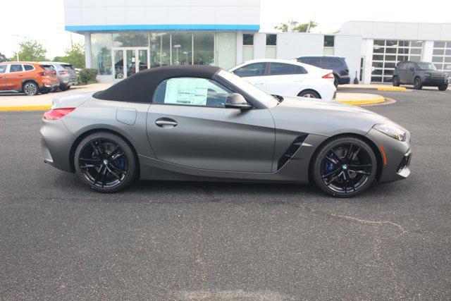Photo of 2026 Frozen Grey II Metallic BMW Z4