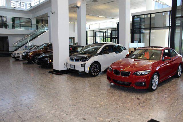Photo of 2025 Alpine White BMW i4 Gran Coupe
