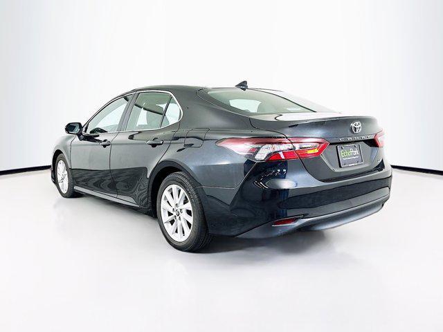 Photo of 2023 Midnight Black Metallic Toyota Camry