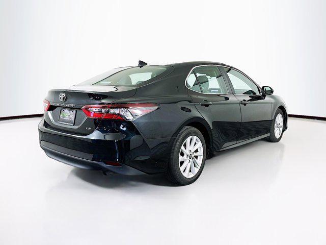 Photo of 2023 Midnight Black Metallic Toyota Camry