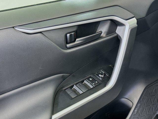 Photo of 2024 Silver Sky Metallic Toyota RAV4