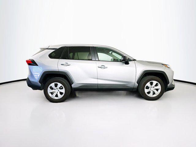 Photo of 2024 Silver Sky Metallic Toyota RAV4