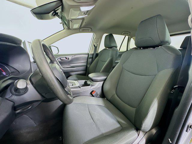 Photo of 2024 Silver Sky Metallic Toyota RAV4