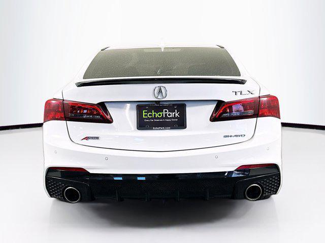 Photo of 2019 Platinum White Pearl Acura TLX